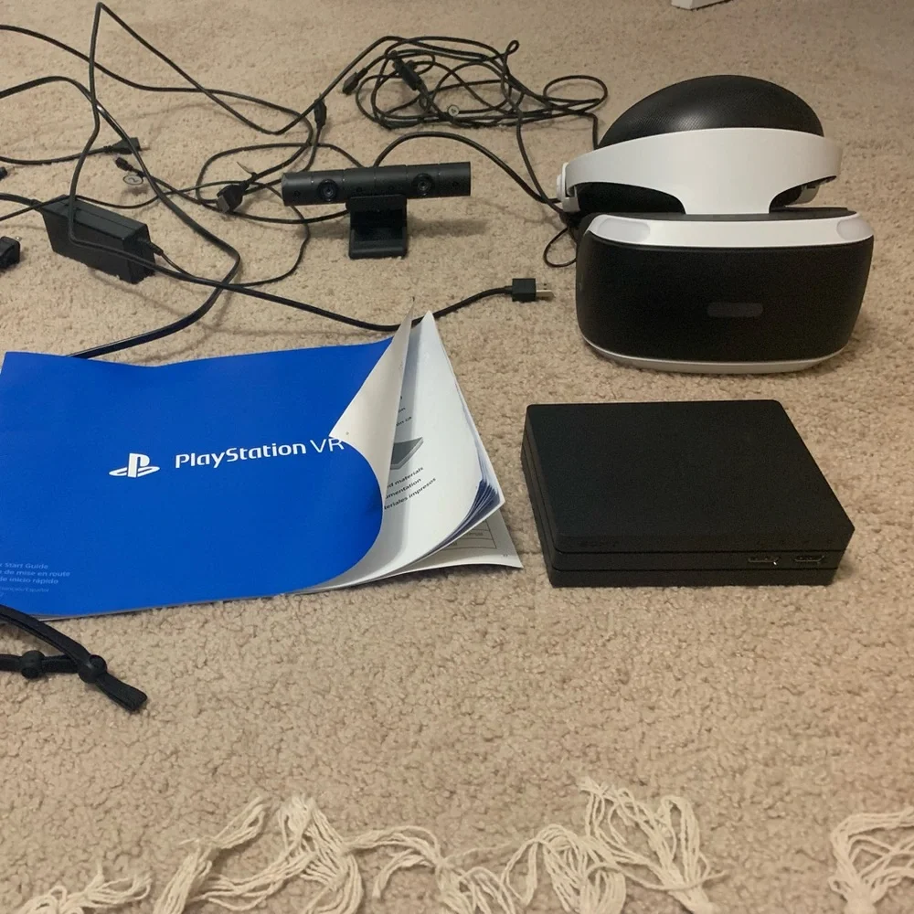 PLAYSTATION VR HEADSET